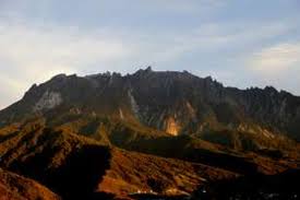 Gunung Kinabalu Malaysia: Surga Pendaki di Asia Tenggara